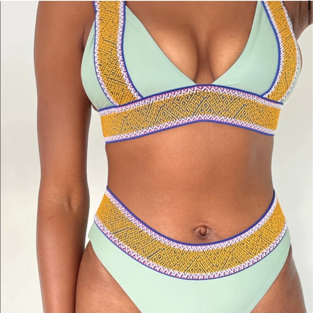 NEW Elysiian Bali Bikini Turquoise Swimsuit